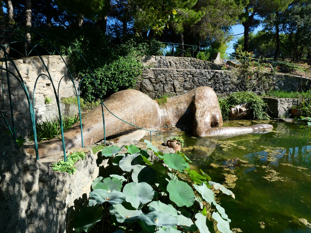 Jardin de Saint Adrien, Servian