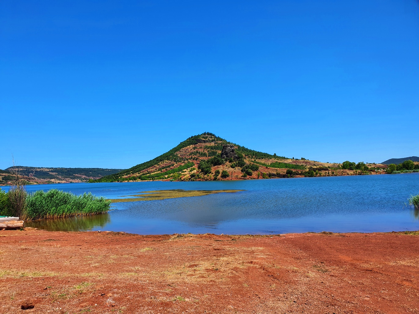 Le Lac du Salagou